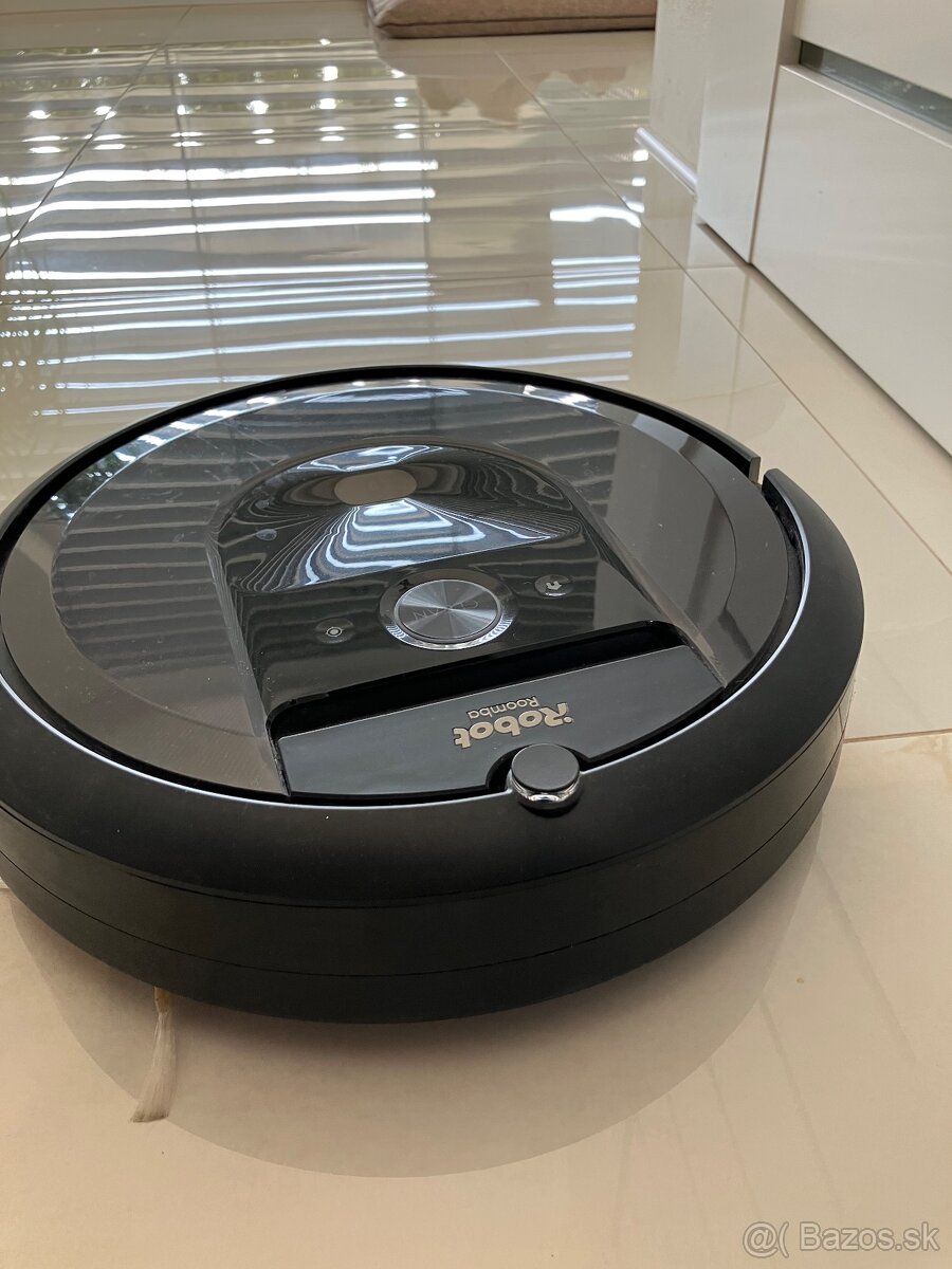 IRobot Roomba i7+