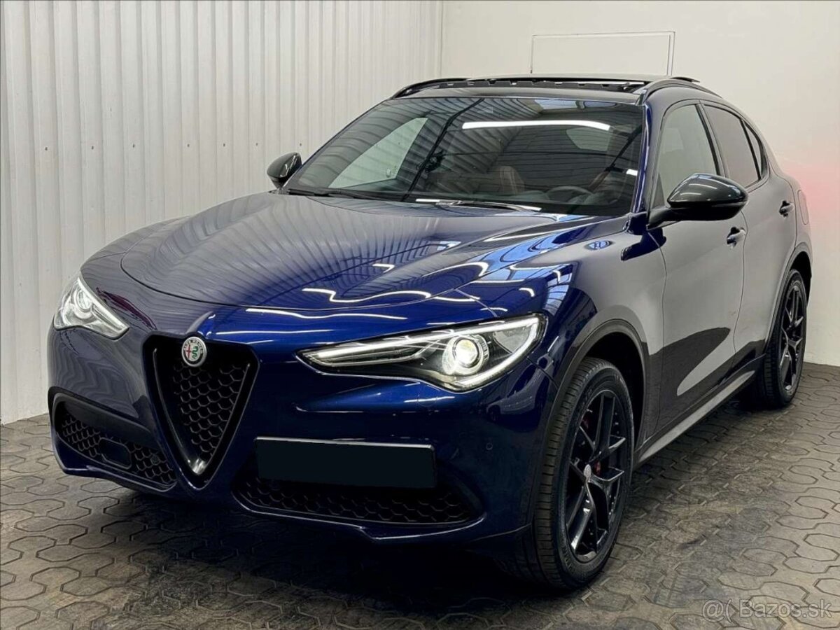 Alfa Romeo Stelvio Veloce 280 Q4 Pano R20 benzin