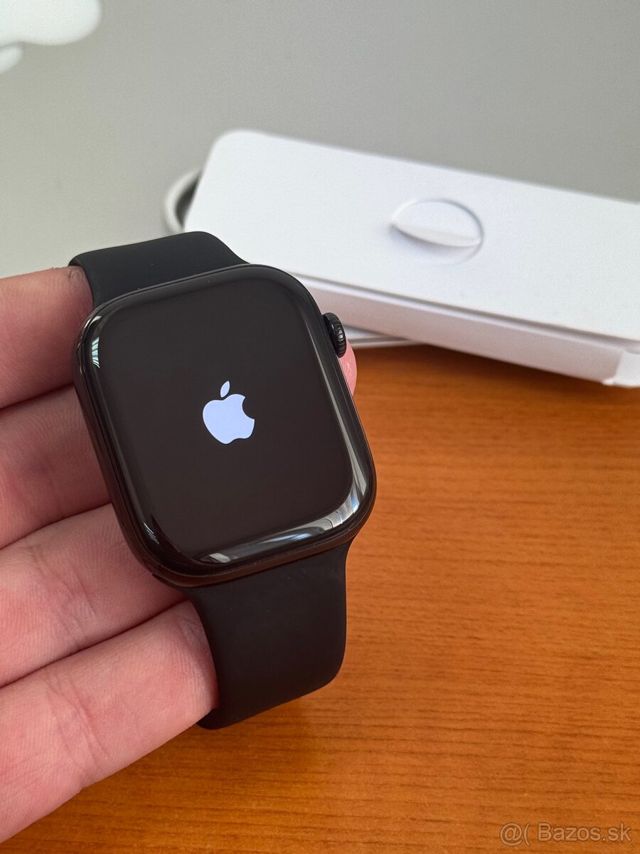 Apple Watch 10 46mm Jet Black - nové, 100% zdravie