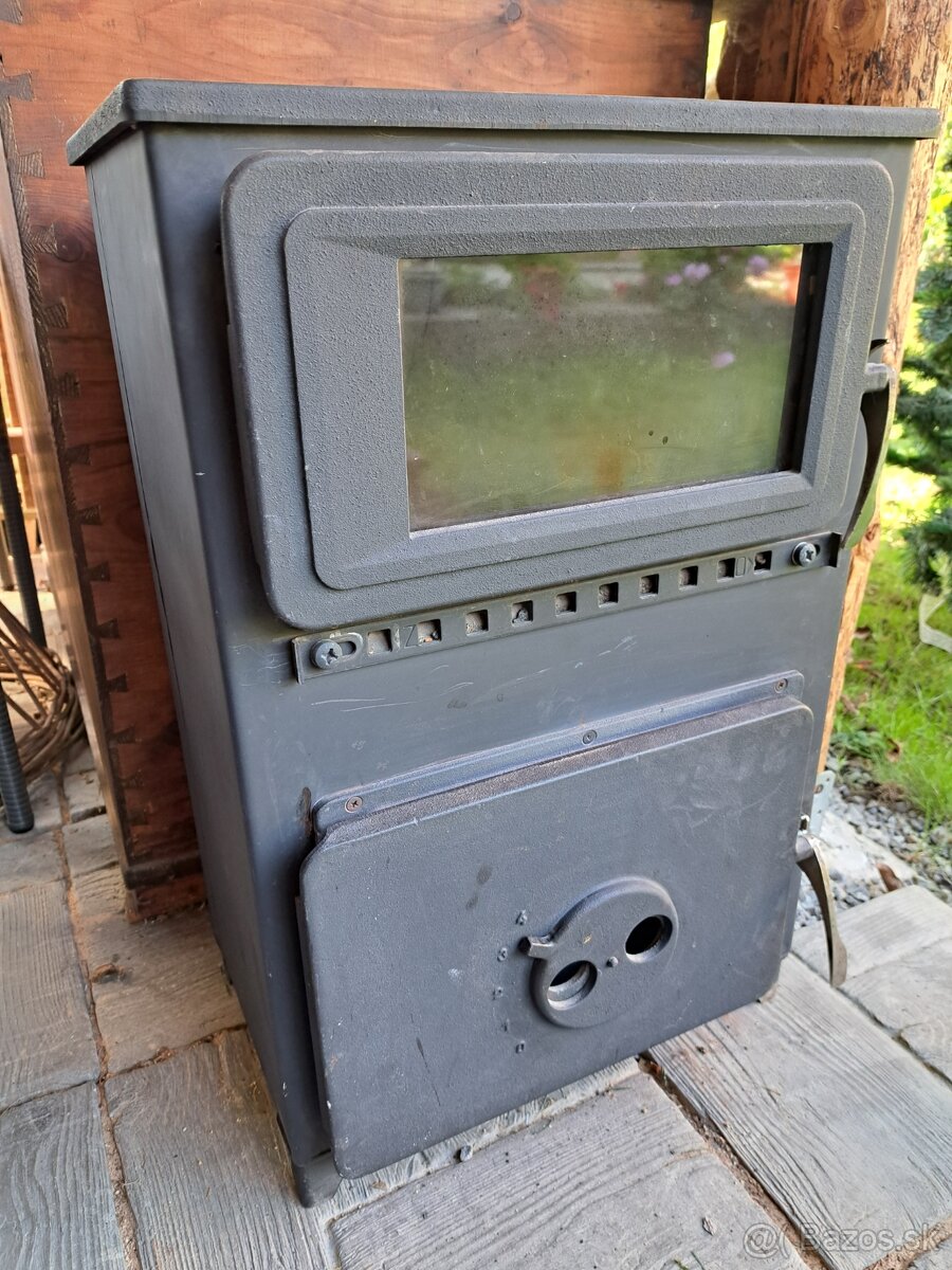 Pec Kachle na drevo 5 kW