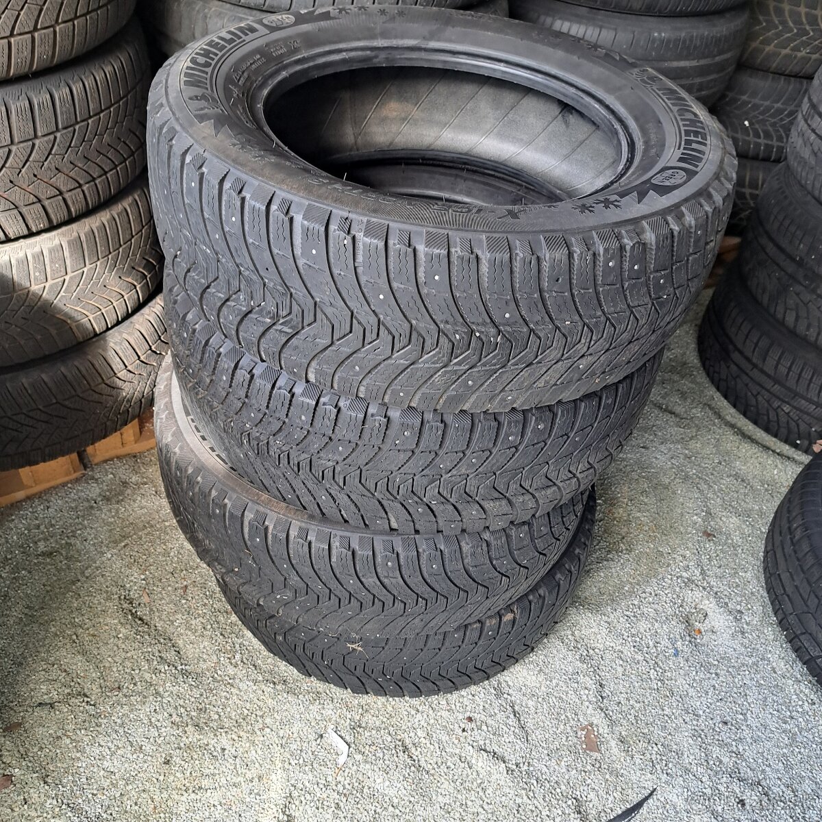 Zimné pneumatiky Michelin 215/60/R16