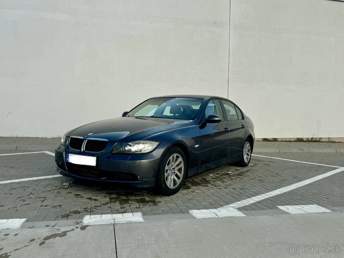 BMW e90 320i