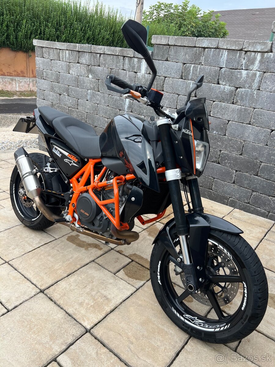 Ktm duke 690