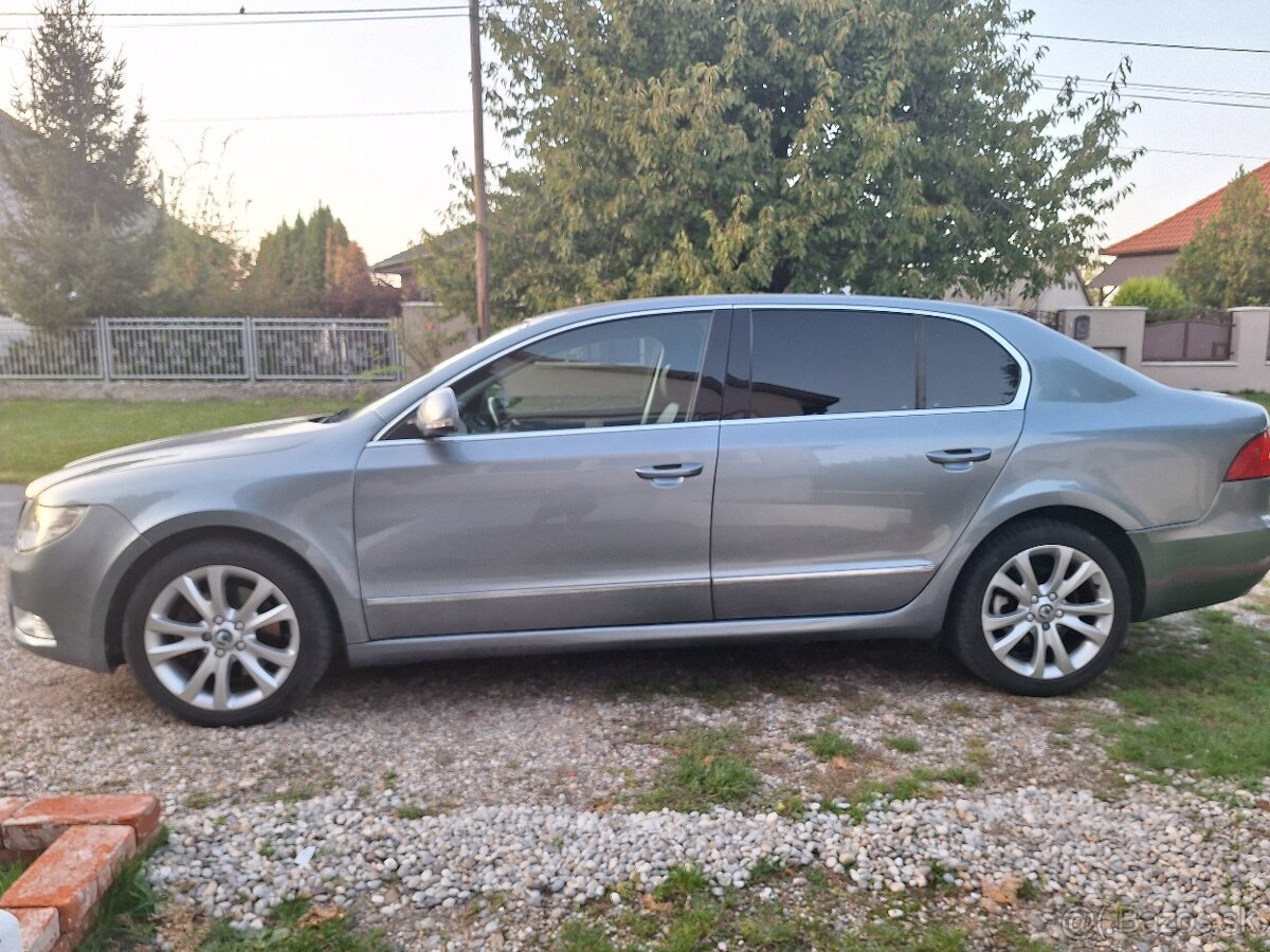 Skoda superb//