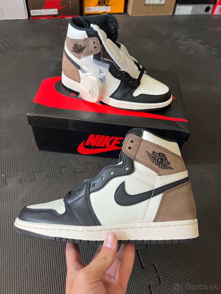 Nike Air Jordan 1 Dark Mocha