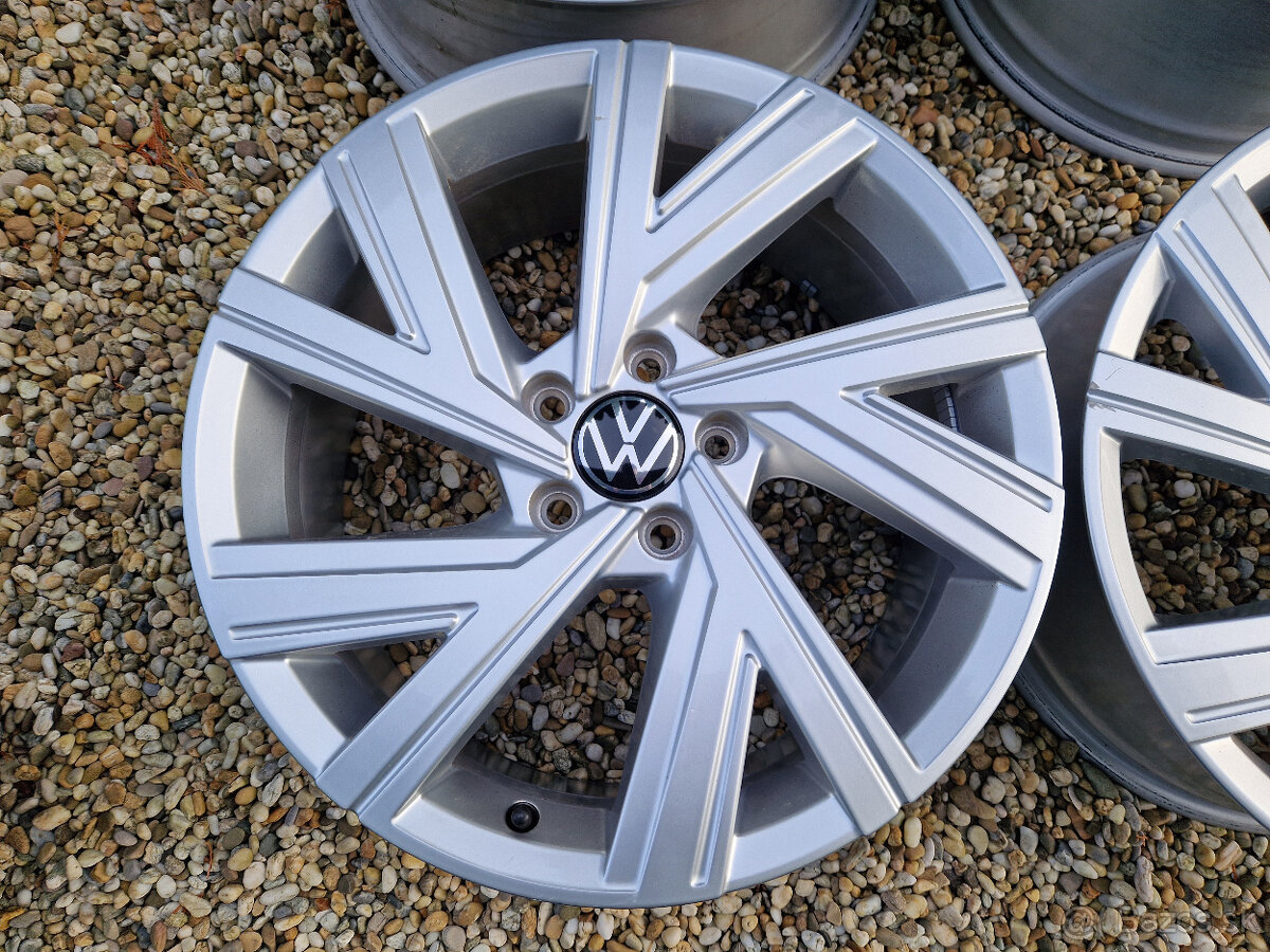 elektrony golf 5x112 r18 disky kolesa volkswagen alu vw et51