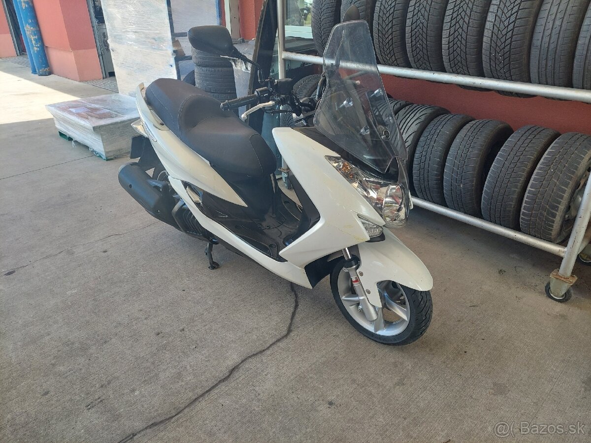 Yamaha Majesty 125ccm 2014