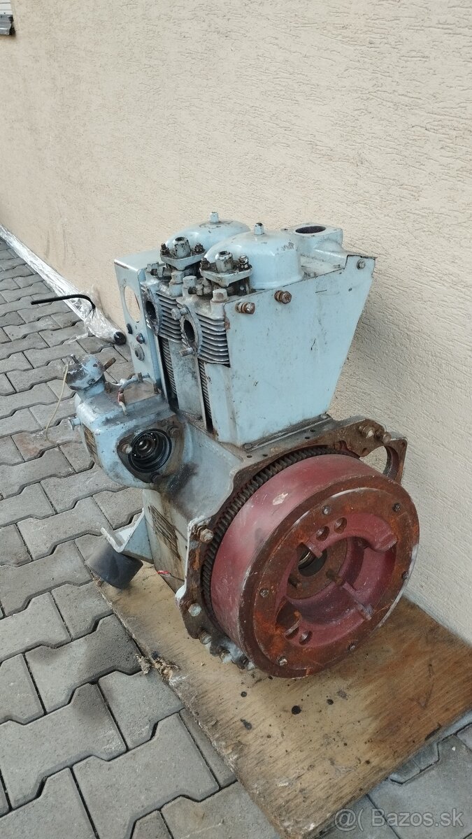 Predám motor slávia 2S95