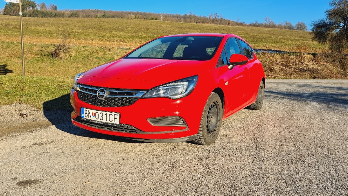 OPEL ASTRA 1.0 Turbo 77 kw - TOP STAV