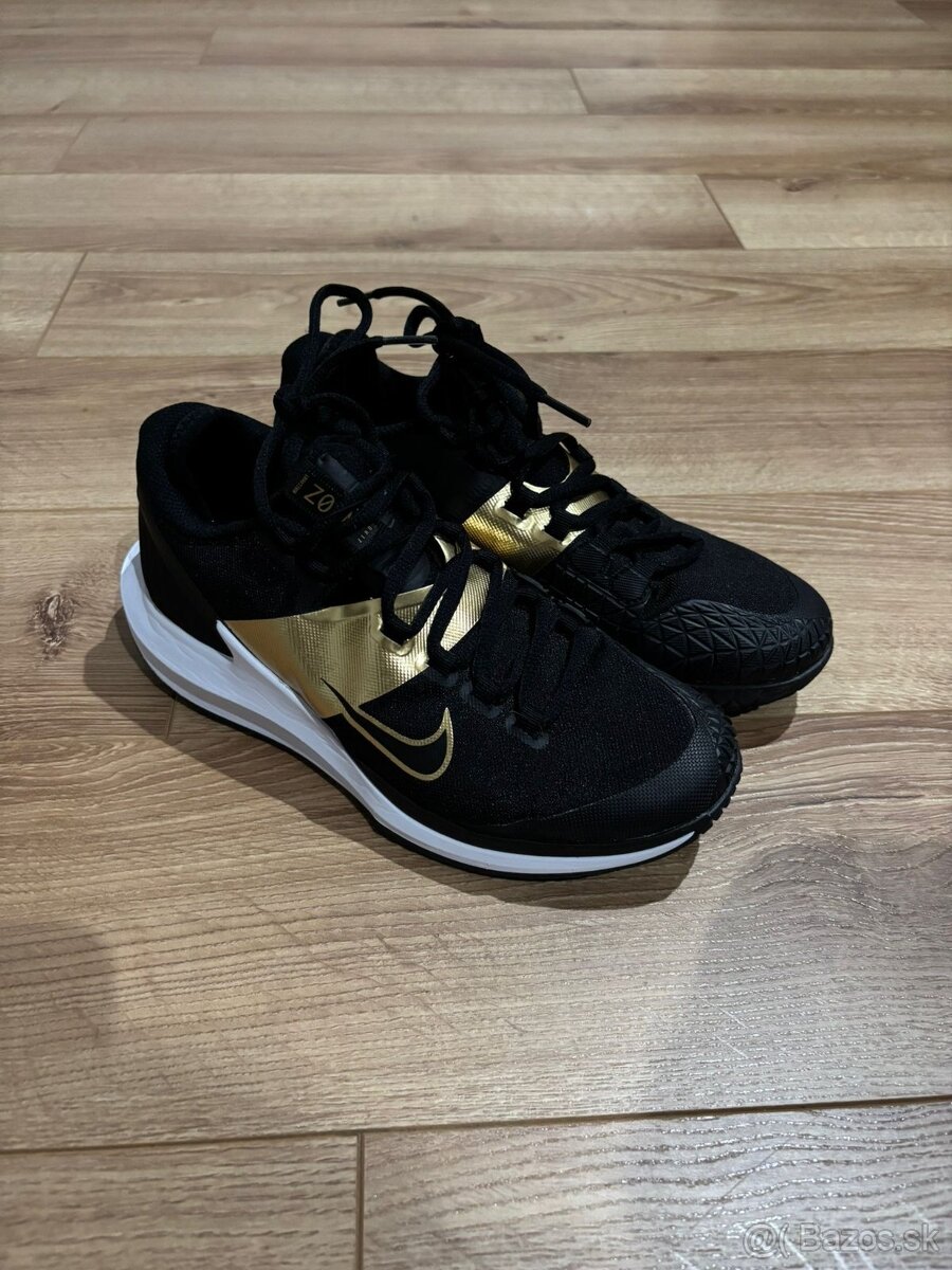 Tenisky, NIKE ZOOM, velk. 38,5