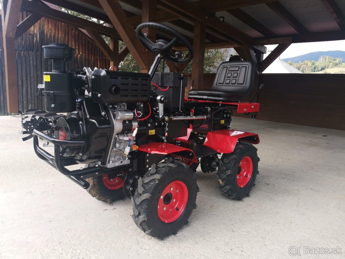 Malotraktor 4x4 diesel