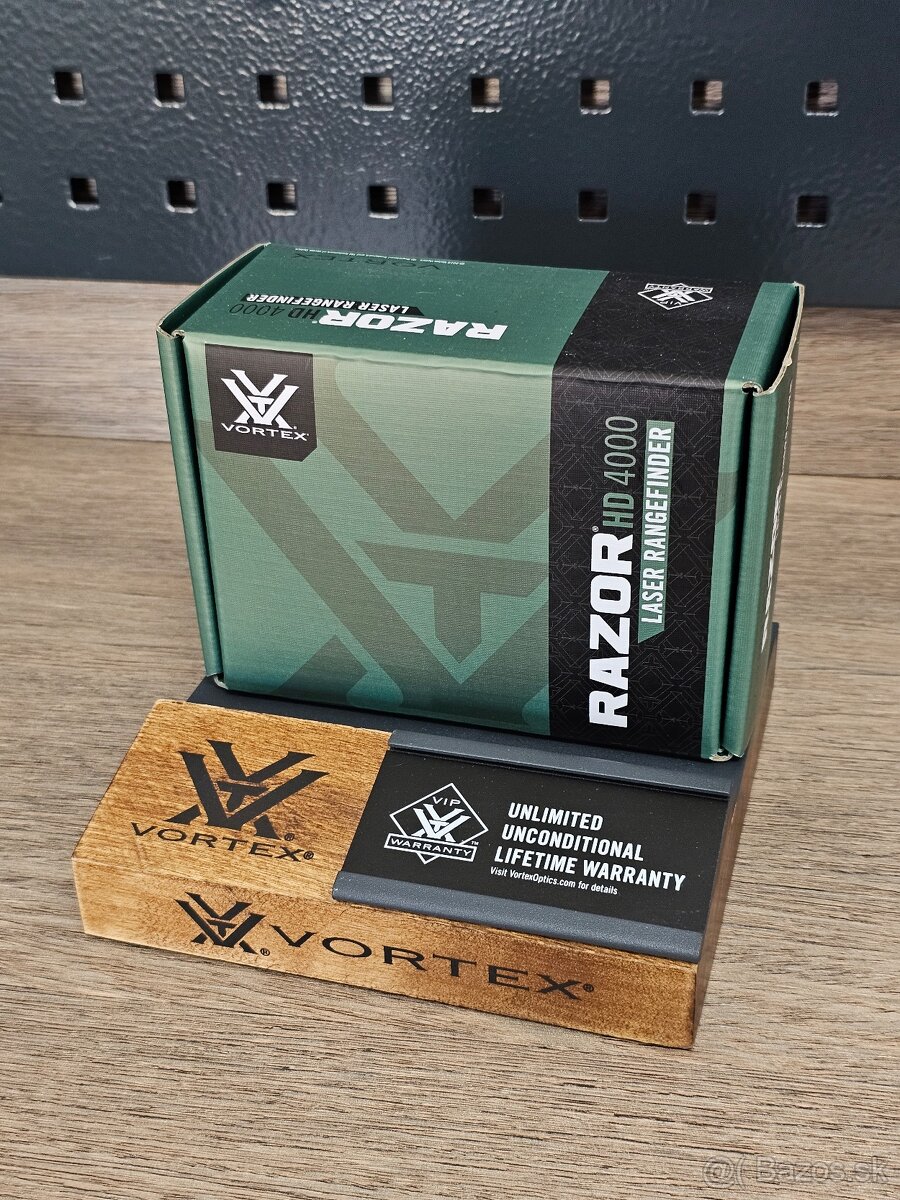 Vortex Razor HD 4000 špičkový diaľkomer