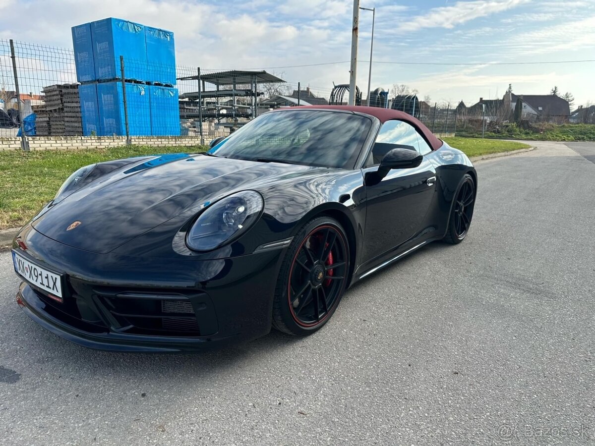 Porsche 992 911 GTS 4 CABRIO