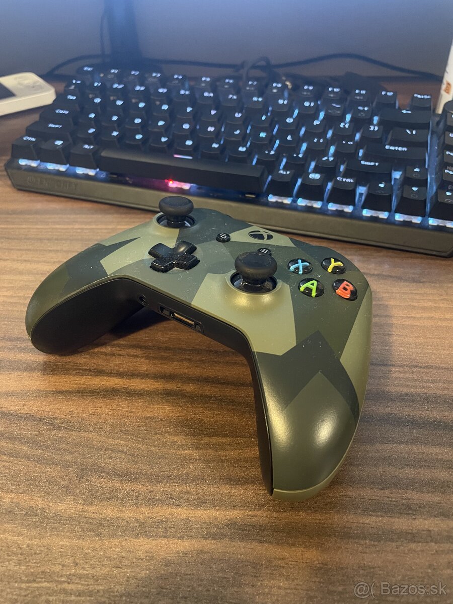 XBOX ONE WIRELESS CONTROLLER CAMOUFLAGE