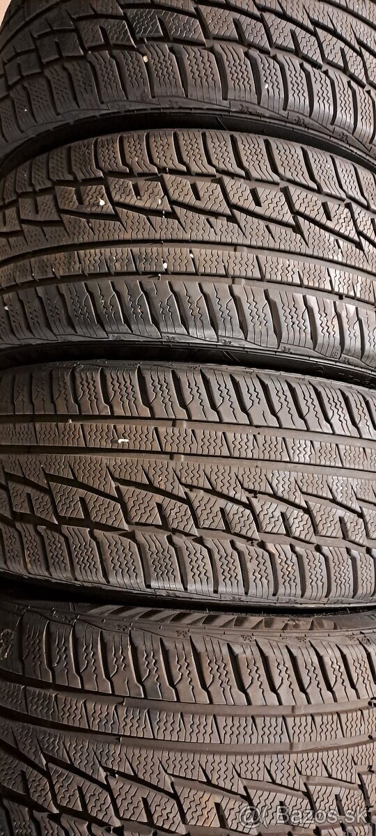 Predám 4ks jazdené zimné 215/45r16-90V Matador