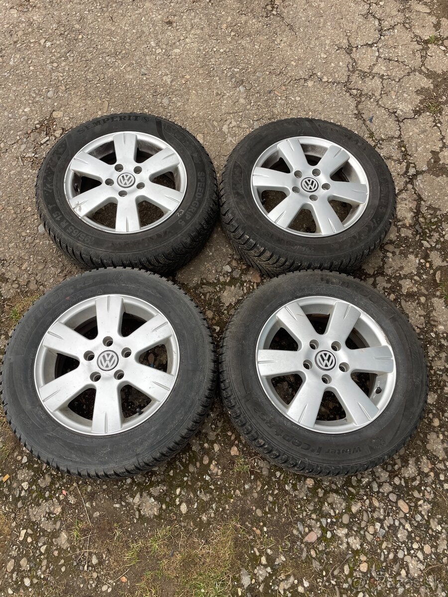 5x112 r15 elektróny Volkswagen + zimne pneu 195/65 r15