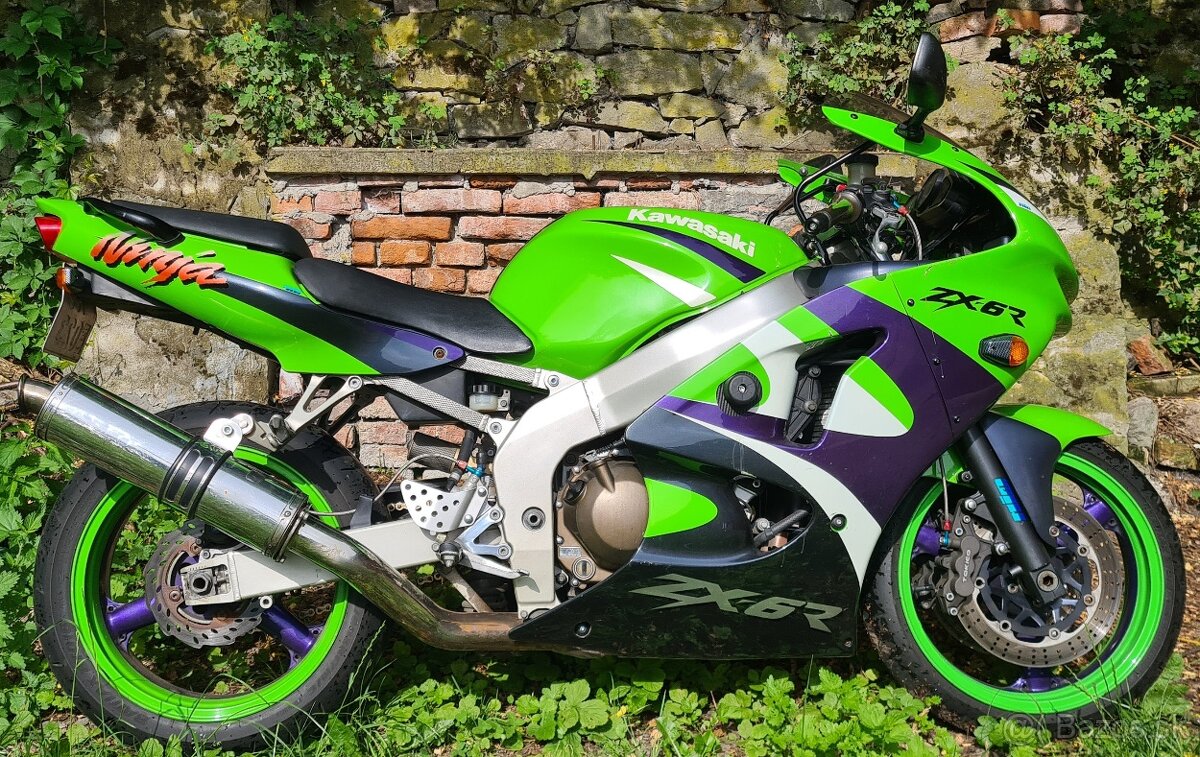 KAWASAKI ZX6R