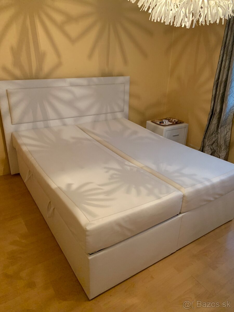 Boxspring posteľ