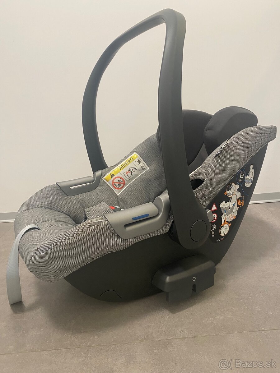 Inglesina Darwin i-Size autosedacka+Isofix baza