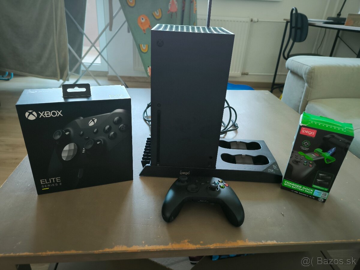 Predám Xbox  Series X + prislusenstvo