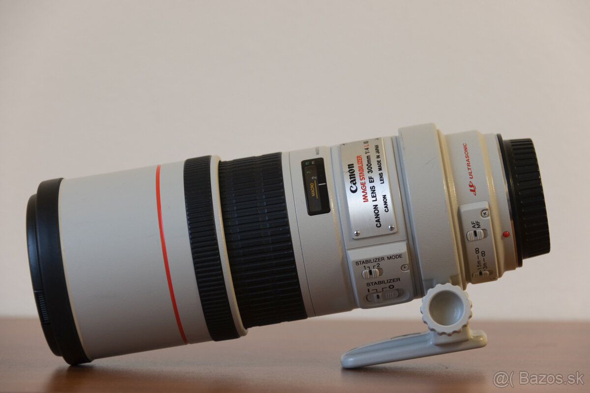 CANON EF 300mm f/4L IS USM