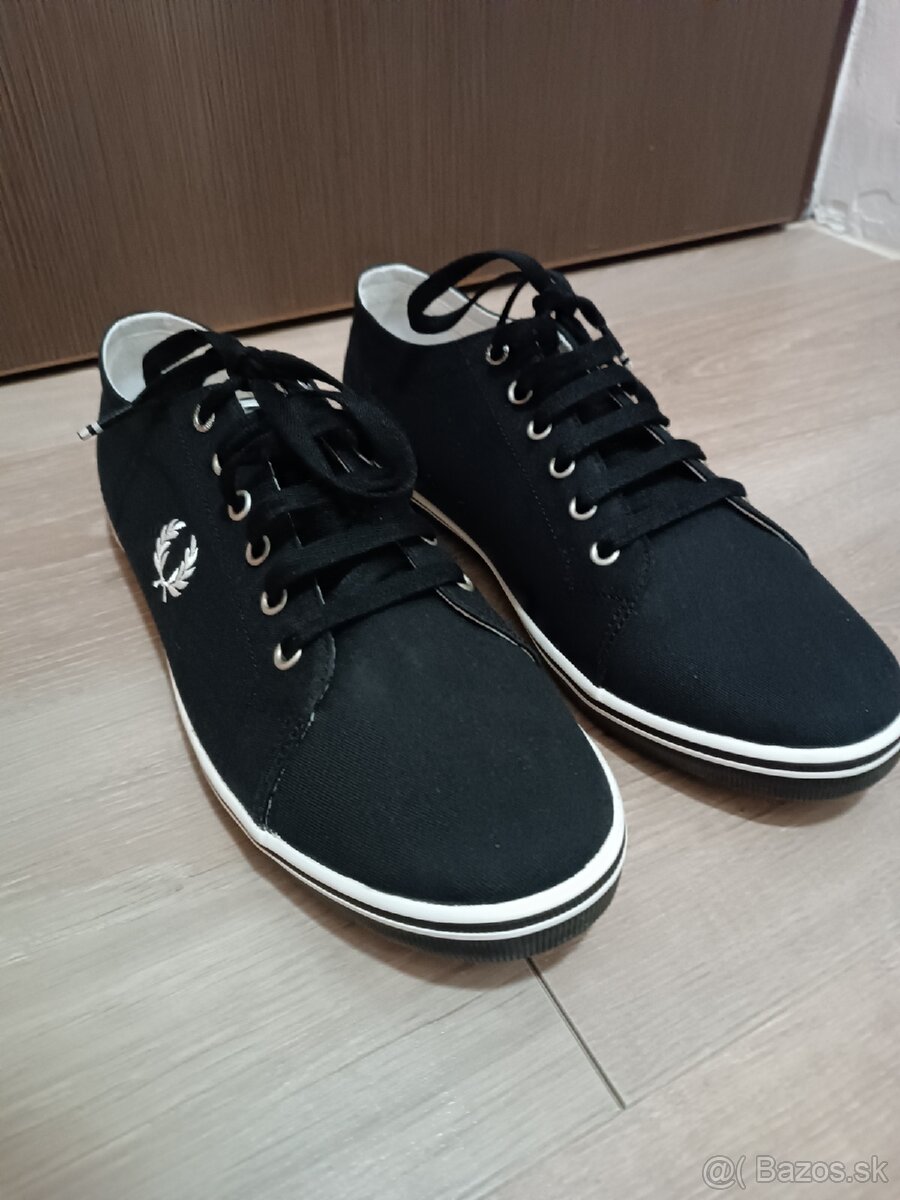 Fred Perry tenisky 45