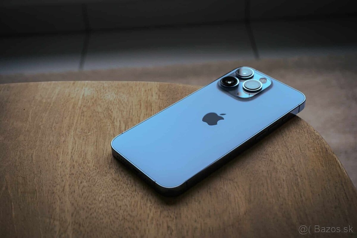 Predam vo vynikajúcom stave iPhone 13 pro 256GB sierra blue