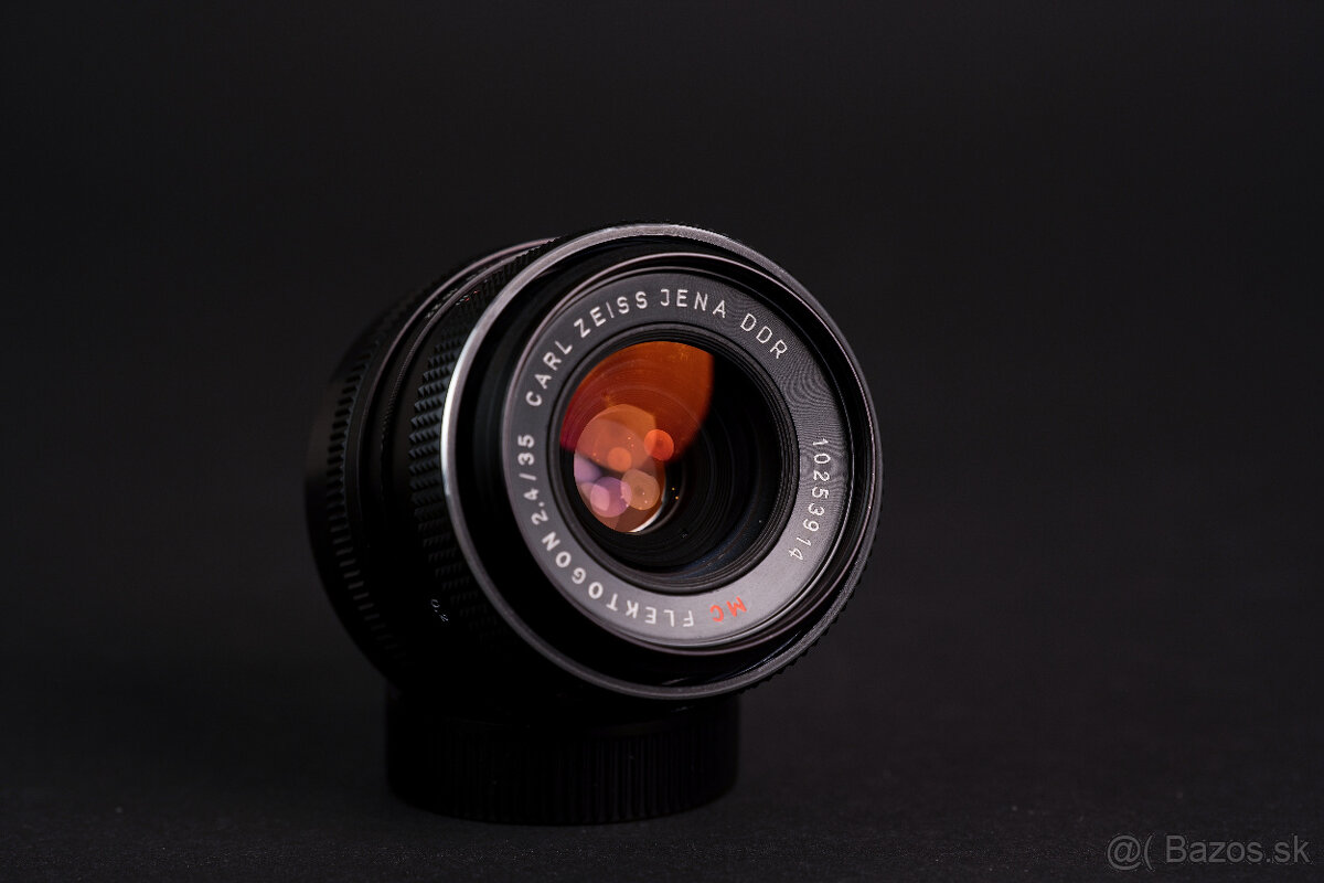 Carl Zeiss Flektogon 2.4/35mm