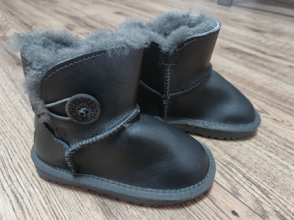 Zimné topánky UGG veľkosť 26