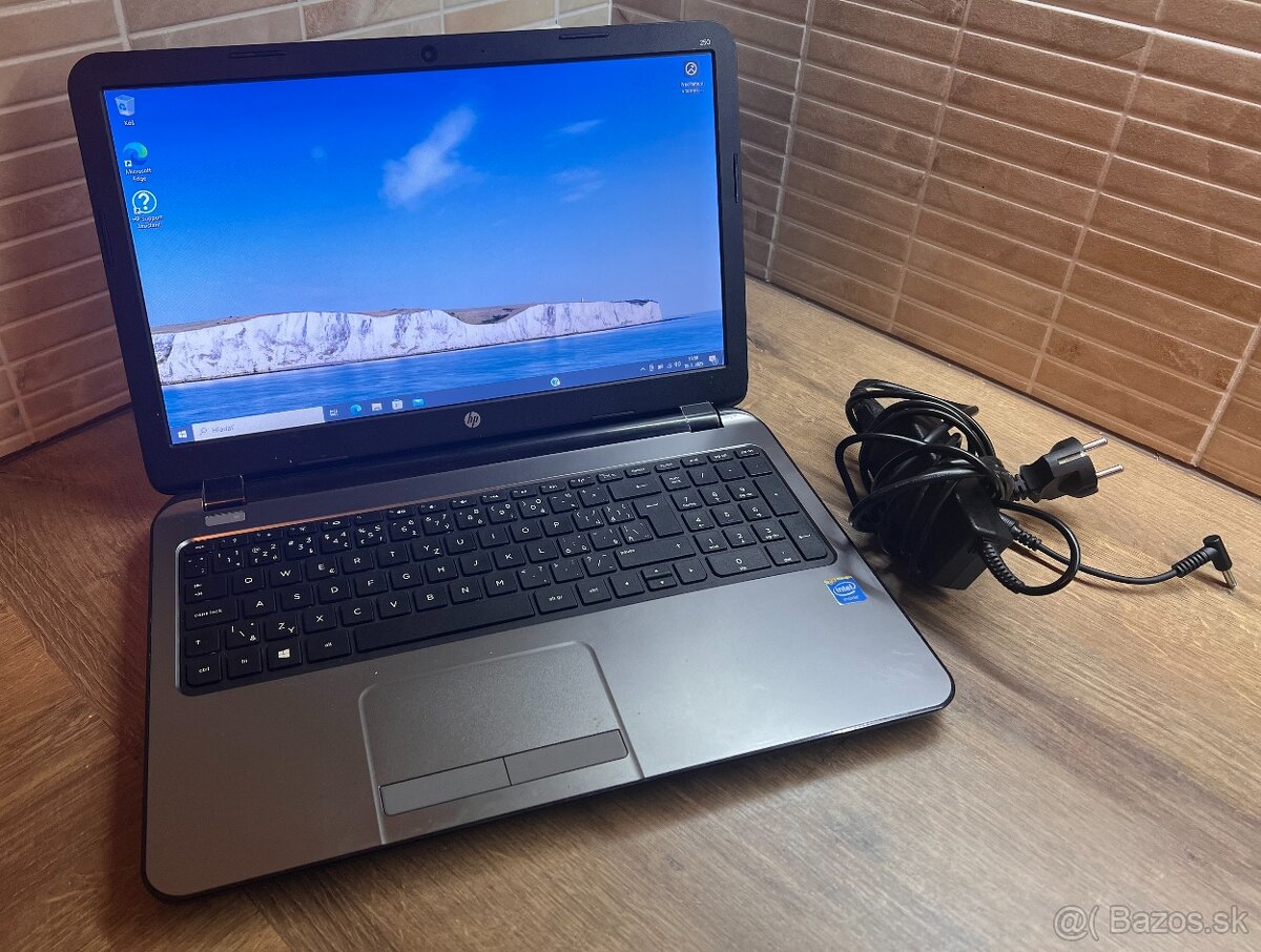 HP 250 G3 / Celeron N2840 / 4GB RAM / 128GB SSD / 15.6"