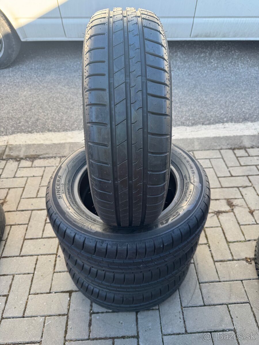 205/60R15 Falken