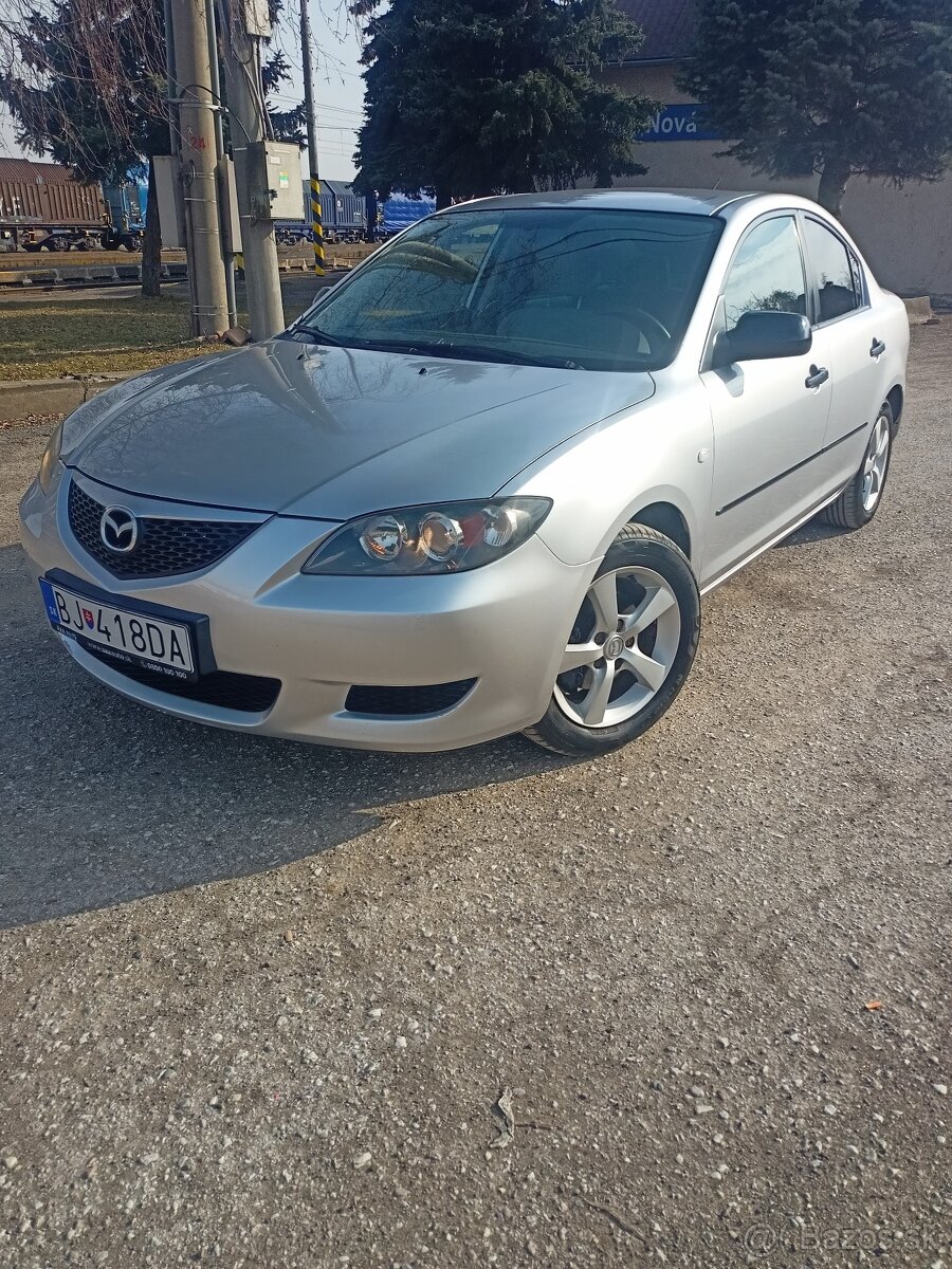 Mazda 3 sedan