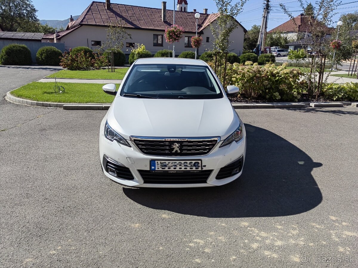 Peugeot 308 1.2 130k  ZARUKA 06/2025