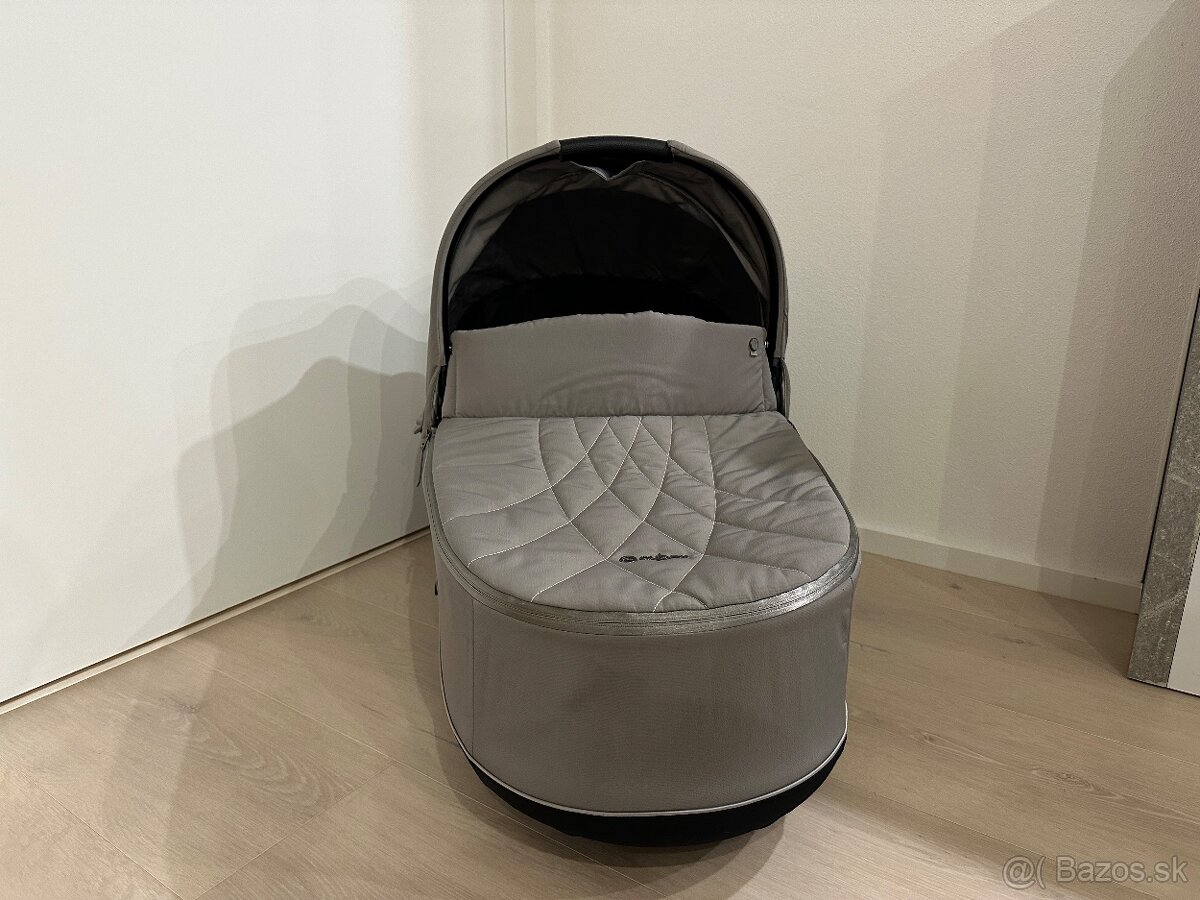 Cybex priam soho grey model 2021