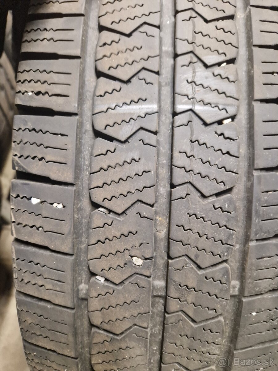 215/75 r16c