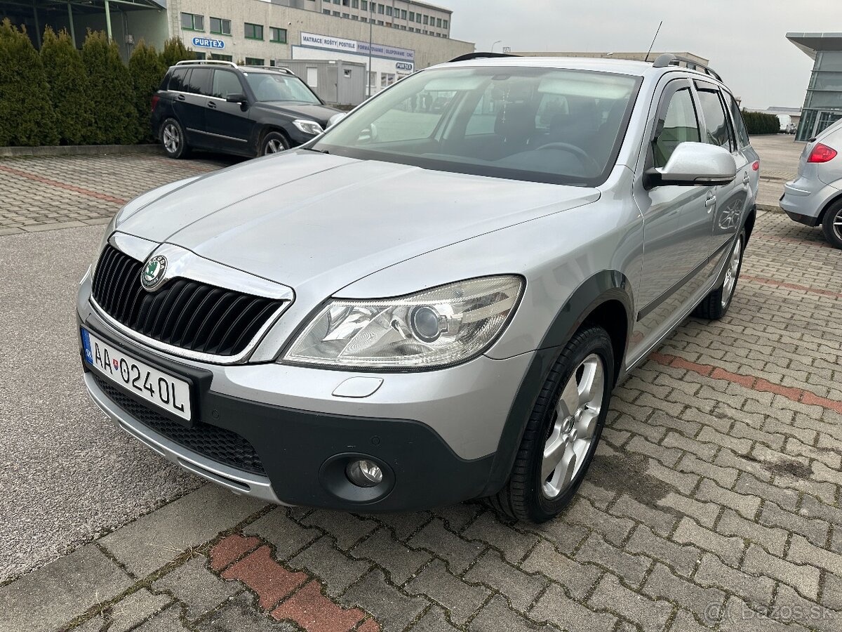 Škoda Octavia Scout Combi 1.8 TSI 4x4 Scout