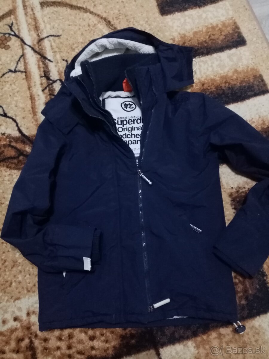 Tmavomodra bunda Superdry