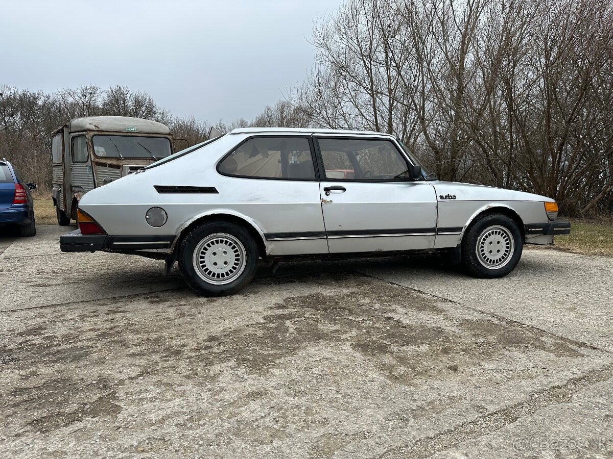 Saab 900 Turbo rv 83