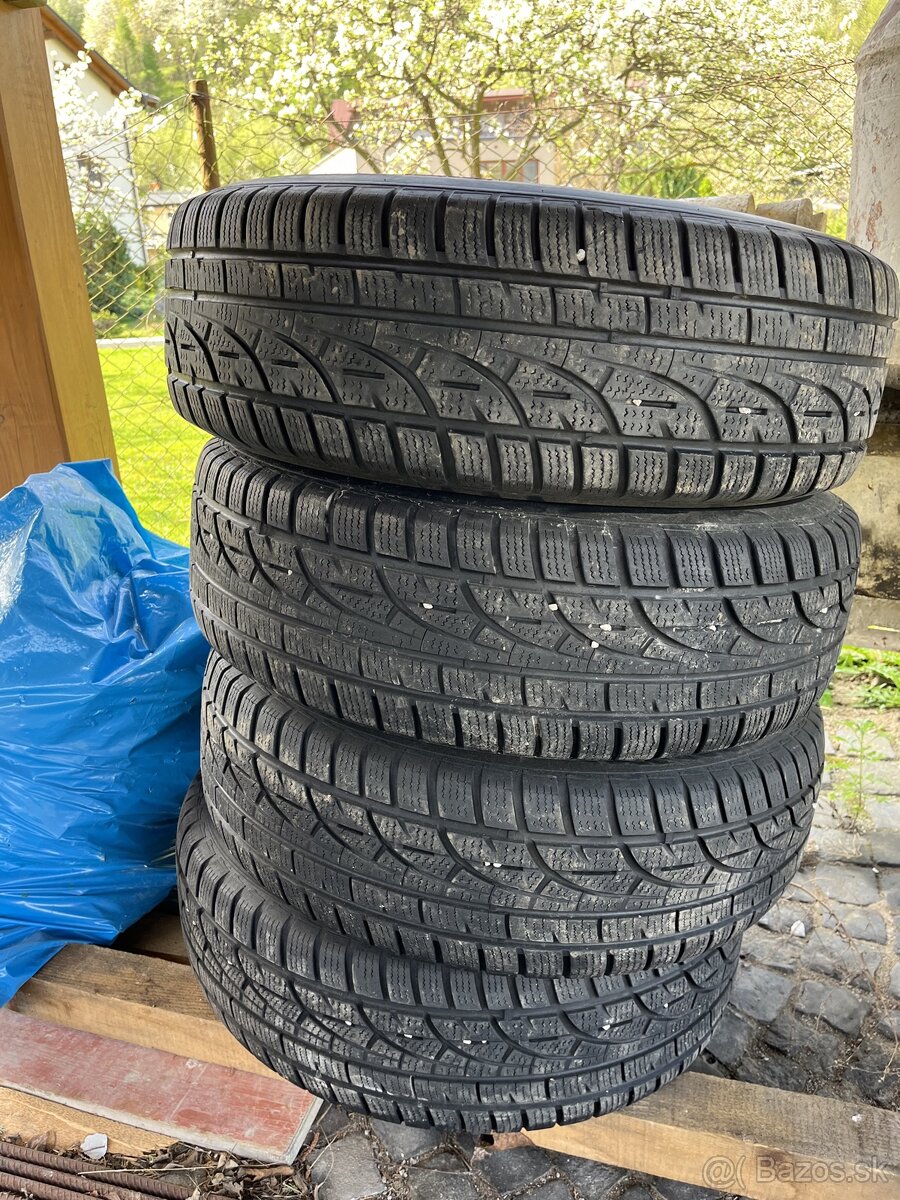 Hankook 235/75 R15