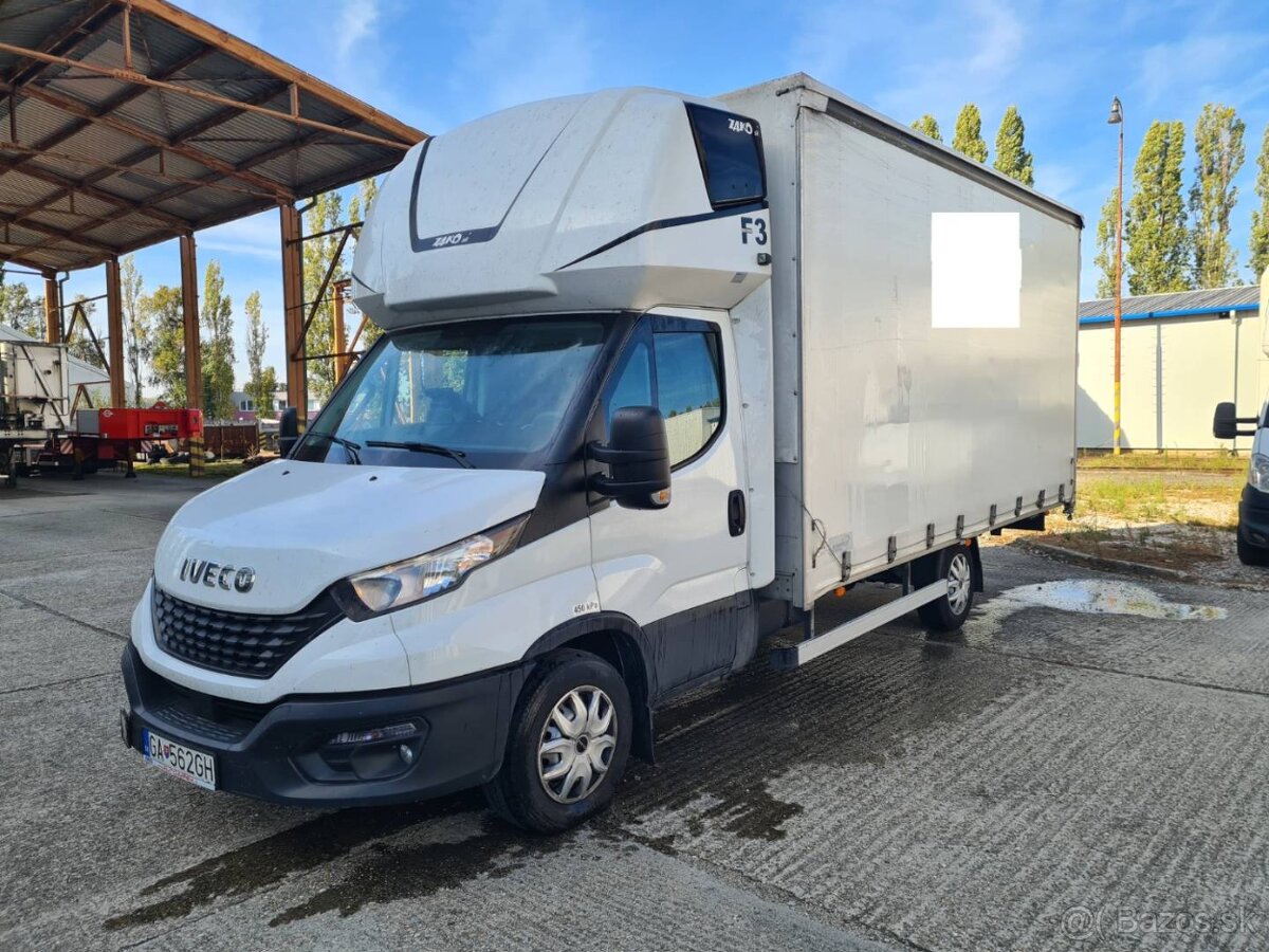 Iveco Daily 35S18 180k M6 N1 valníková s plachtou (diesel)