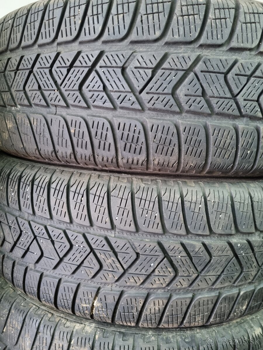 225/60R17