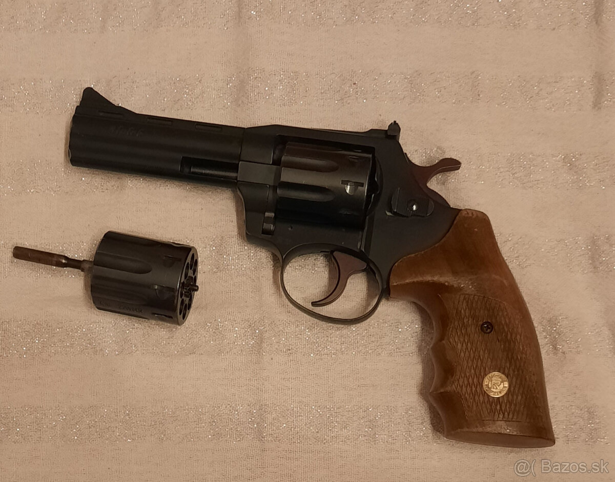 Revolver Holek 341