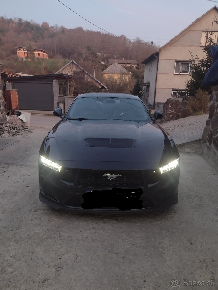 FORD MUSTANG 2024 SVADOBNE AUTO/ ZAZITKOVA JAZDA