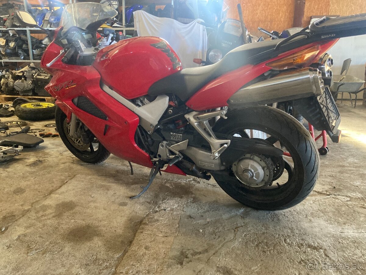 Honda VFR 800