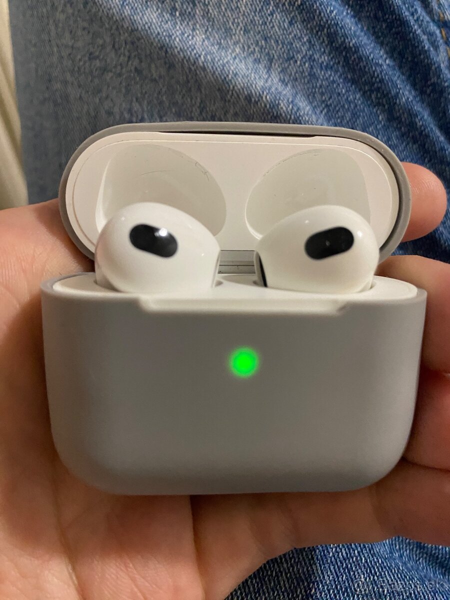 Apple AirPods 3 - magsafe