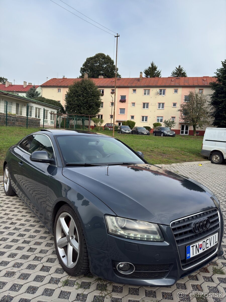 Audi A5 coupé 2.7 TDi automat r.v 2008