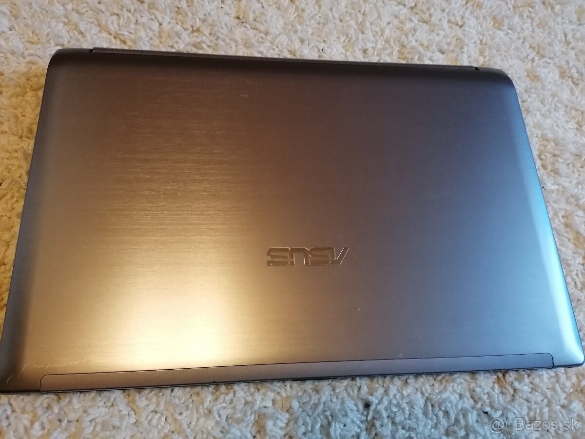 15,6" notebook Asus N53SV - windows 10 - predám.