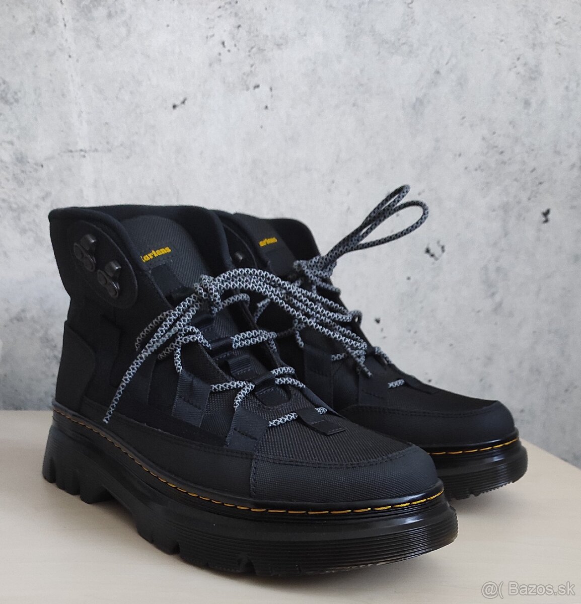 Dr. Martens Boury EU44