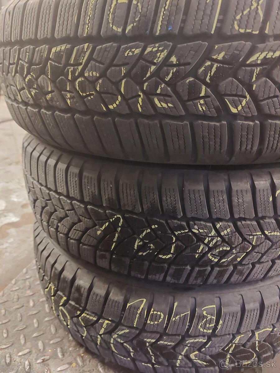 Predam zimne pneu 4x 165/65R15 Firestone