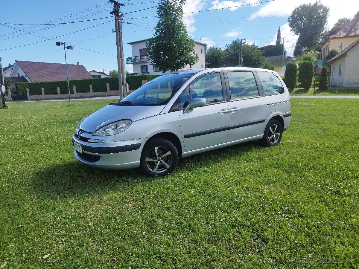 Peugeot 807 2.0 16V + LPG, 7 miestne